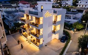 Feniks Hotel
